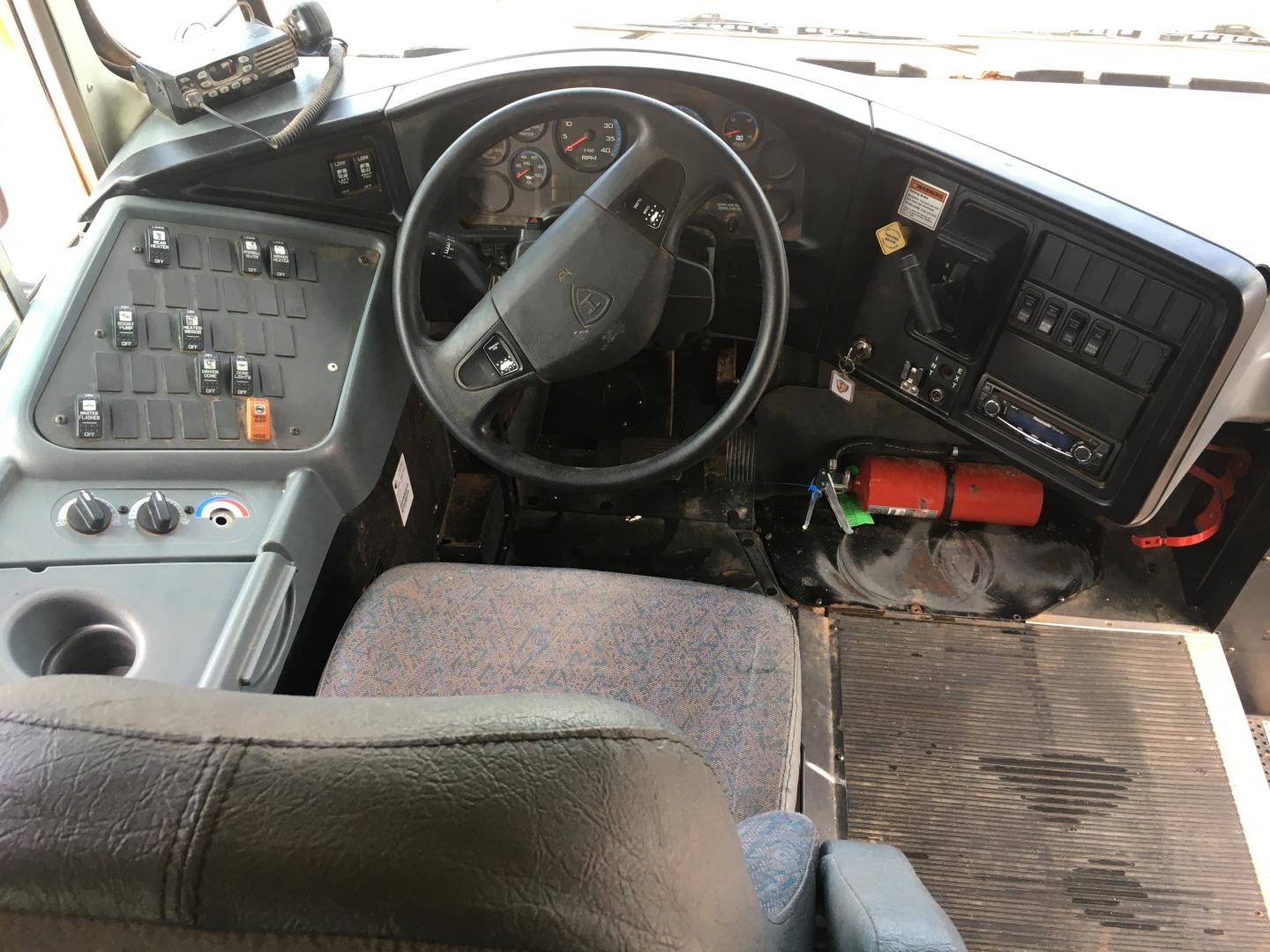 ./imagenes/INVOICE/2019/16448/CAMION ESCOLAR INTERNACTIONAL PB105 (49).JPG